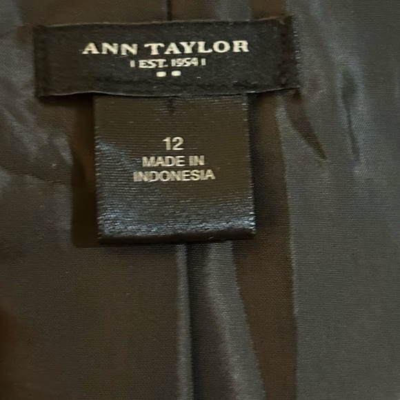 Ann Taylor Lined Blazer One Button Front Size 12 - Picture 4 of 6